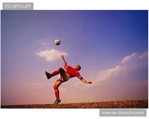 围绕新疆足球员踢碎窗户事件背后真相与相关人物身份深度全景揭秘 围绕新疆足球员踢碎窗户事件背后真相与相关人物身份深度全景揭秘