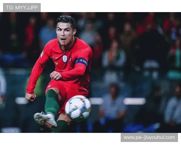 足球素材全解析：从历史到战术再到球员风采的全方位收集与整理